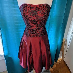 White House Black Market Strapless Cocktail Dress - Size 6